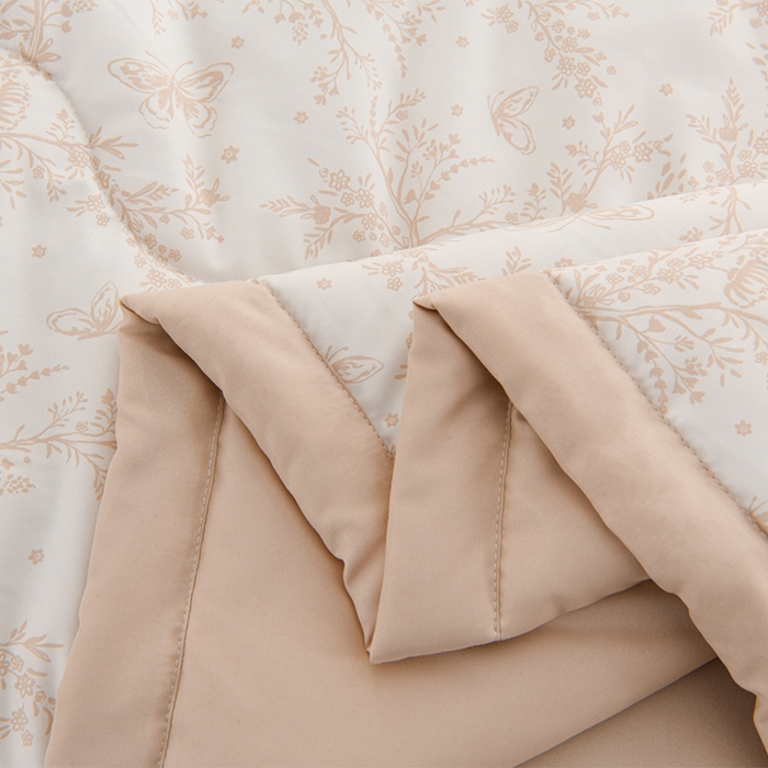 91家纺网 家纺一手货源 找家纺 珍贝家纺 2026新款亲肤大豆纤维夏被被子被芯 逐风飞扬