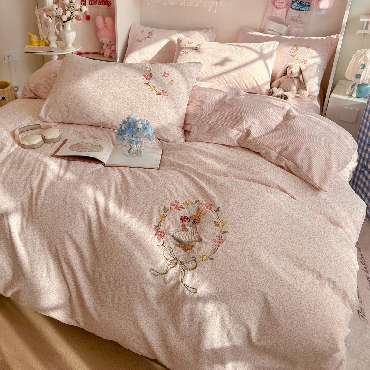 91家纺网 家纺一手货源 找家纺 （总）金梦拉家纺 2026春夏新款刺绣碎花仿棉水洗棉小清新系列四件套