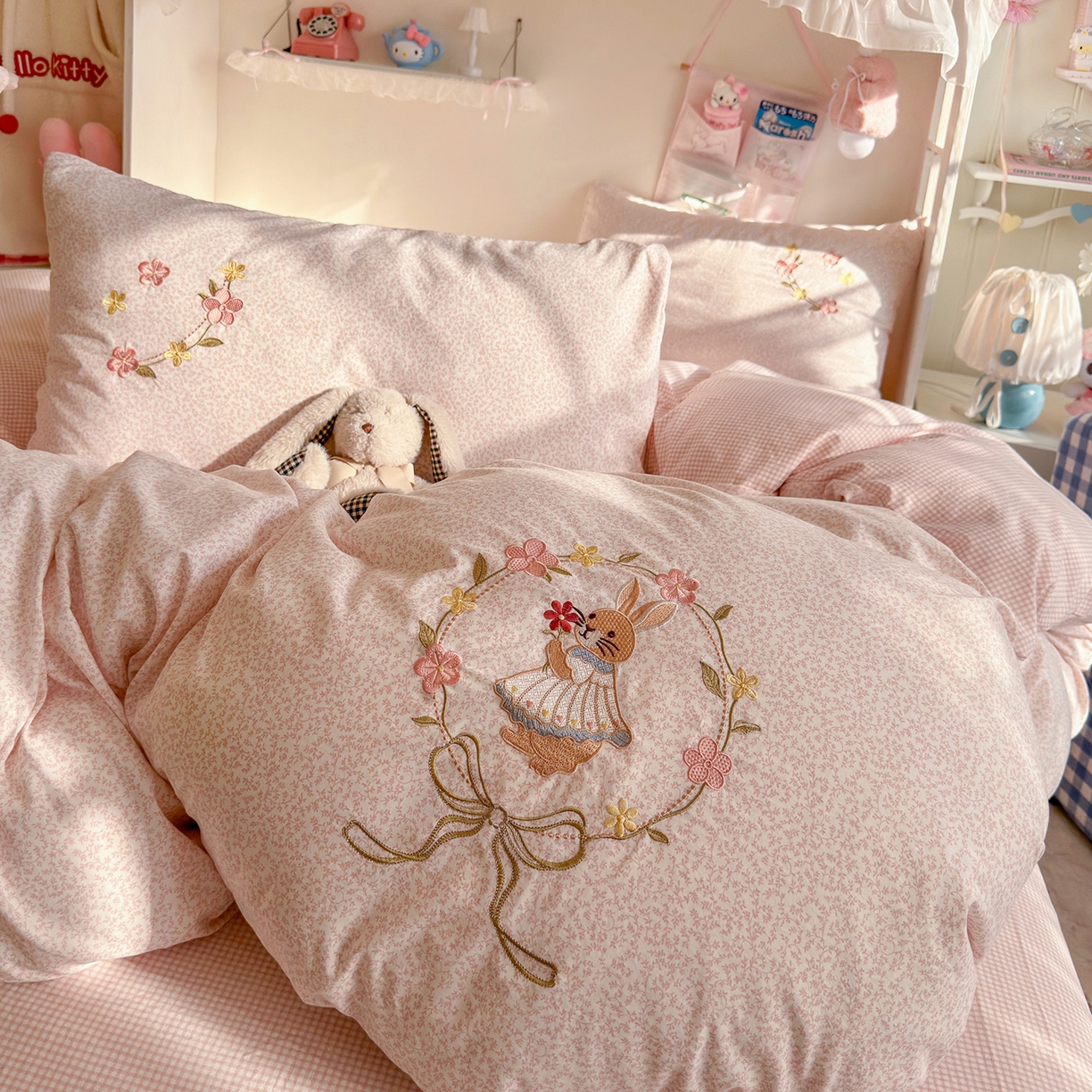 91家纺网 家纺一手货源 找家纺 （总）金梦拉家纺 2026春夏新款刺绣碎花仿棉水洗棉小清新系列四件套