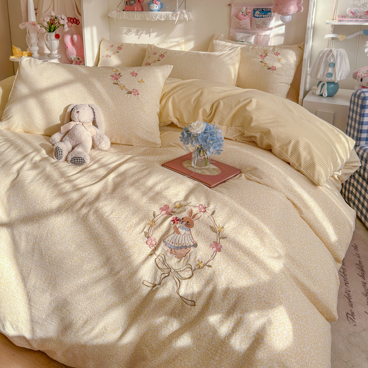 91家纺网 家纺一手货源 找家纺 金梦拉家纺 2026春夏新款刺绣碎花仿棉水洗棉小清新系列四件套 花园兔-黄