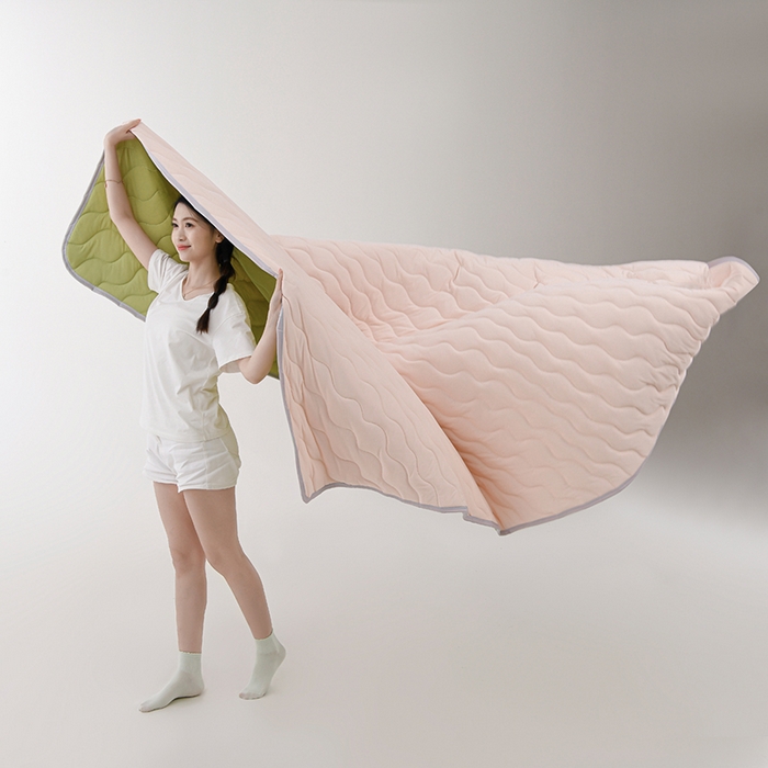 91家纺网 家纺一手货源 找家纺 珍贝家纺 2026新款A类凉感丝透气夏凉被被子夏被 淡粉-果绿