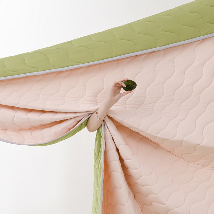 91家纺网 家纺一手货源 找家纺 珍贝家纺 2026新款A类凉感丝透气夏凉被被子夏被 淡粉-果绿