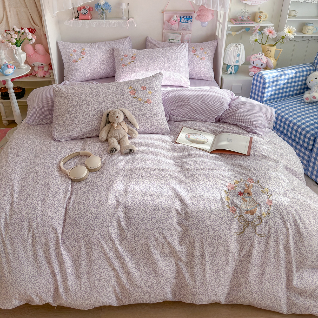 91家纺网 家纺一手货源 找家纺 金梦拉家纺 2026春夏新款刺绣碎花仿棉水洗棉小清新系列四件套 花园兔-紫