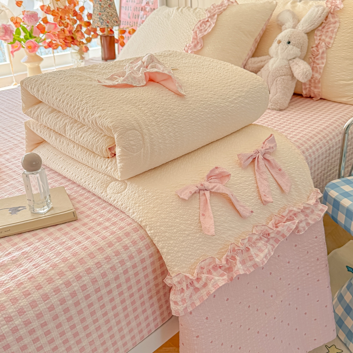 91家纺网 家纺一手货源 找家纺 （总）子钦家纺 2026新款提花泡芙面蝴蝶结花边韩剧女主感单夏被夏被夏凉被空调被四件套-奶油泡芙