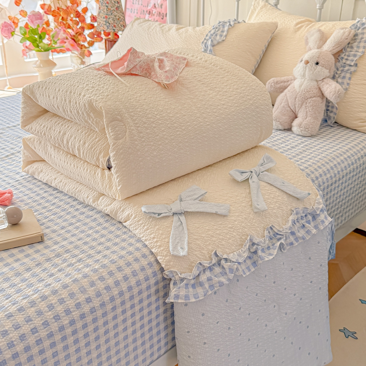 91家纺网 家纺一手货源 找家纺 （总）子钦家纺 2026新款提花泡芙面蝴蝶结花边韩剧女主感单夏被夏被夏凉被空调被四件套-奶油泡芙