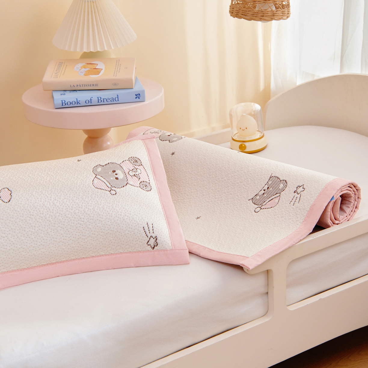 91家纺网 家纺一手货源 找家纺 御棉坊 2026新款A类提花凉感凉席幼儿园席子儿童凉席宿舍床凉席宝宝夏季席子 甜梦熊