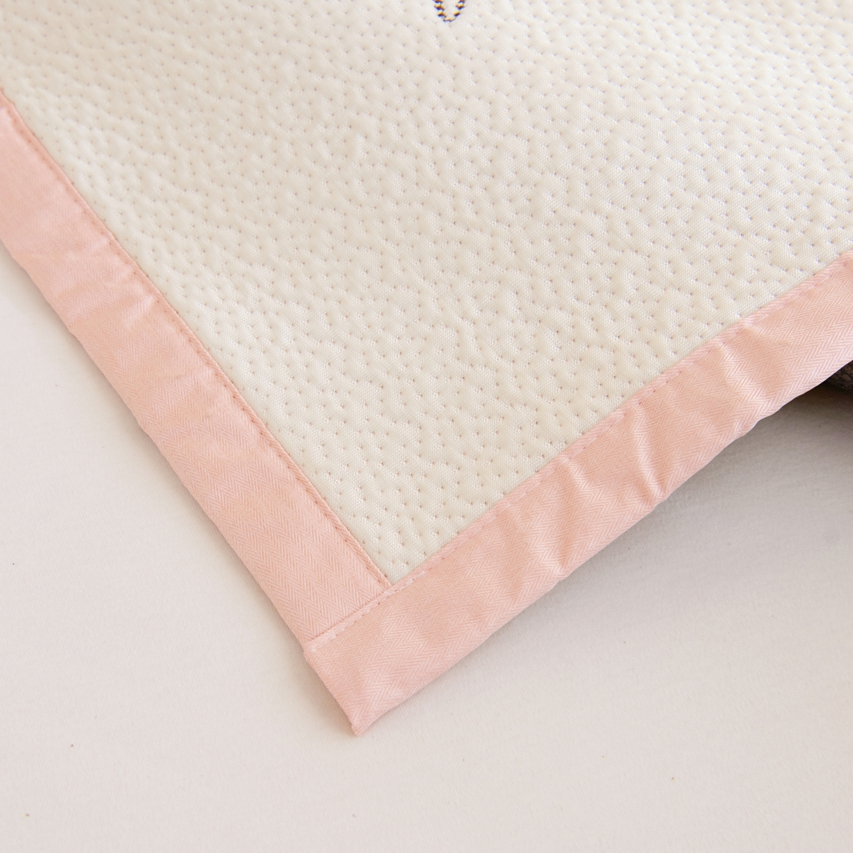 91家纺网 家纺一手货源 找家纺 御棉坊 2026新款A类提花凉感凉席幼儿园席子儿童凉席宿舍床凉席宝宝夏季席子 小飞象