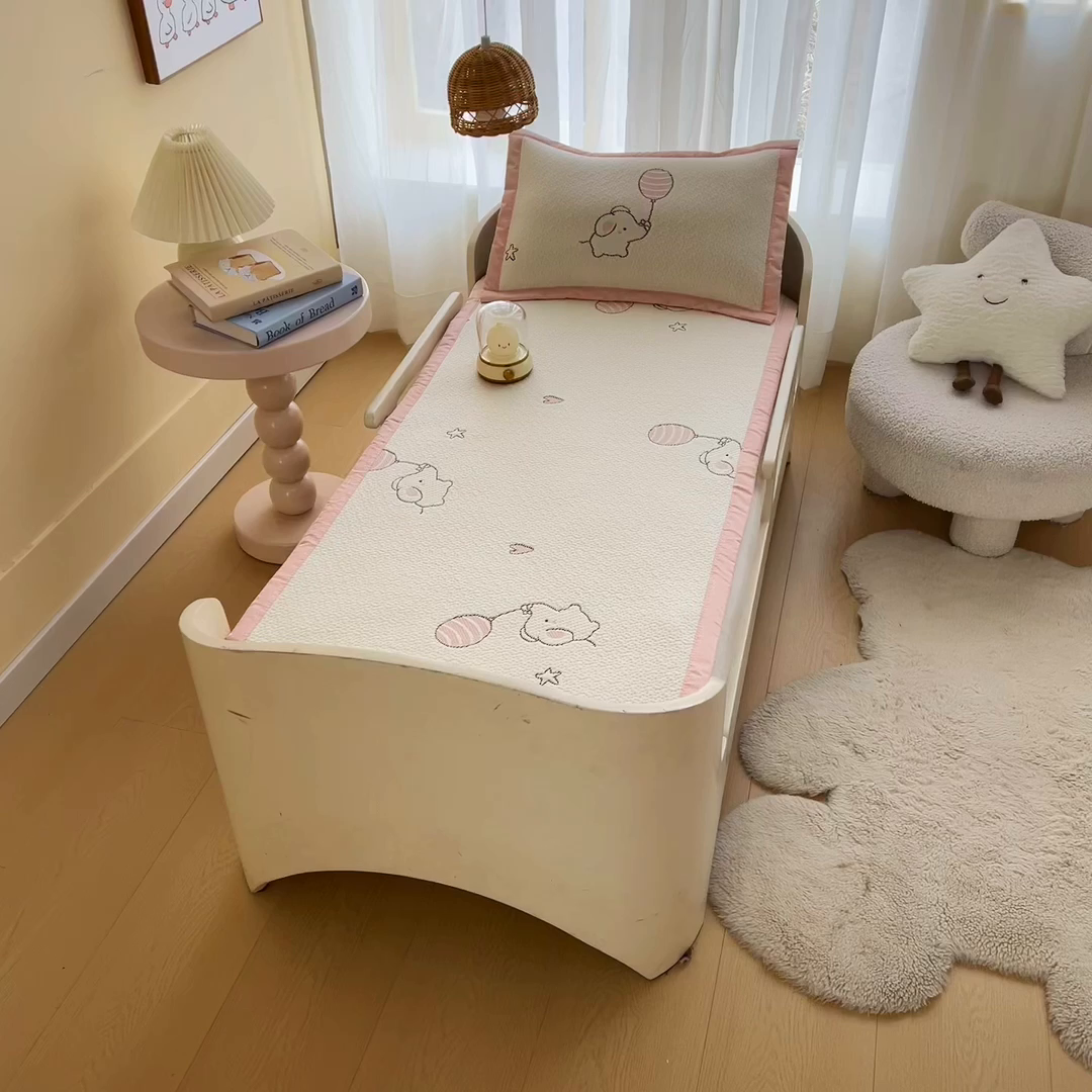 91家纺网 家纺一手货源 找家纺 御棉坊 2026新款A类提花凉感凉席幼儿园席子儿童凉席宿舍床凉席宝宝夏季席子 小飞象