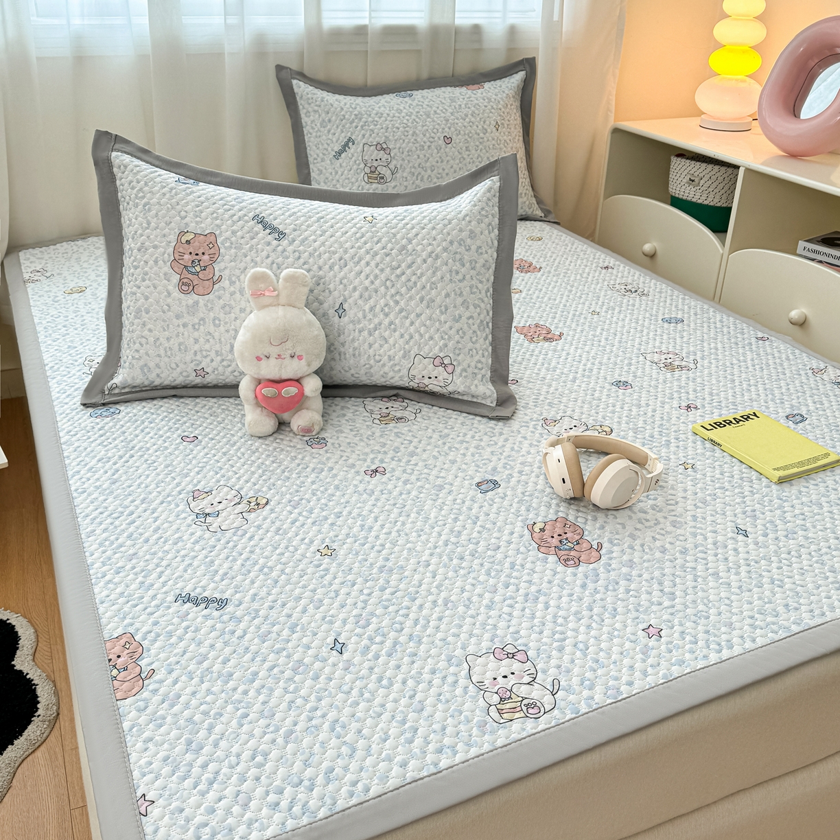 91家纺网 家纺一手货源 找家纺 大元 2026新款冰豆豆数码印花席三明治底凉席席子 豹纹猫咪