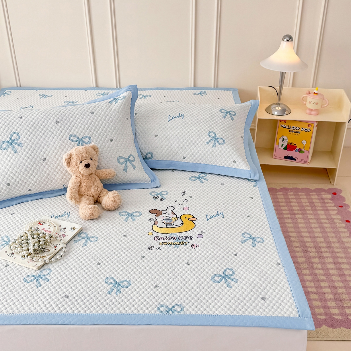 91家纺网 家纺一手货源 找家纺 大元 2026新款凉感冰豆豆印加绣凉席 可爱的夏天