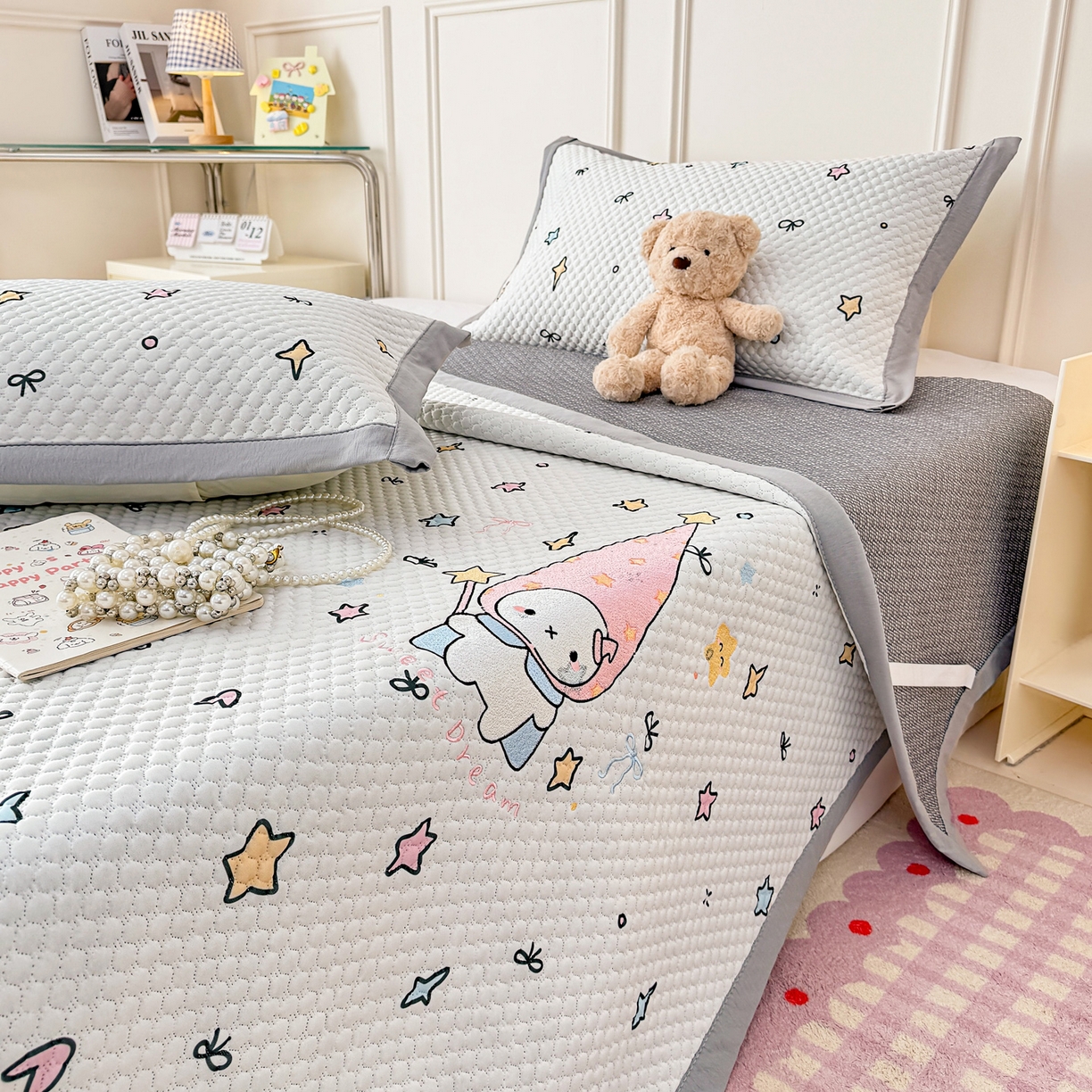 91家纺网 家纺一手货源 找家纺 大元 2026新款凉感冰豆豆印加绣凉席 星辰仙子