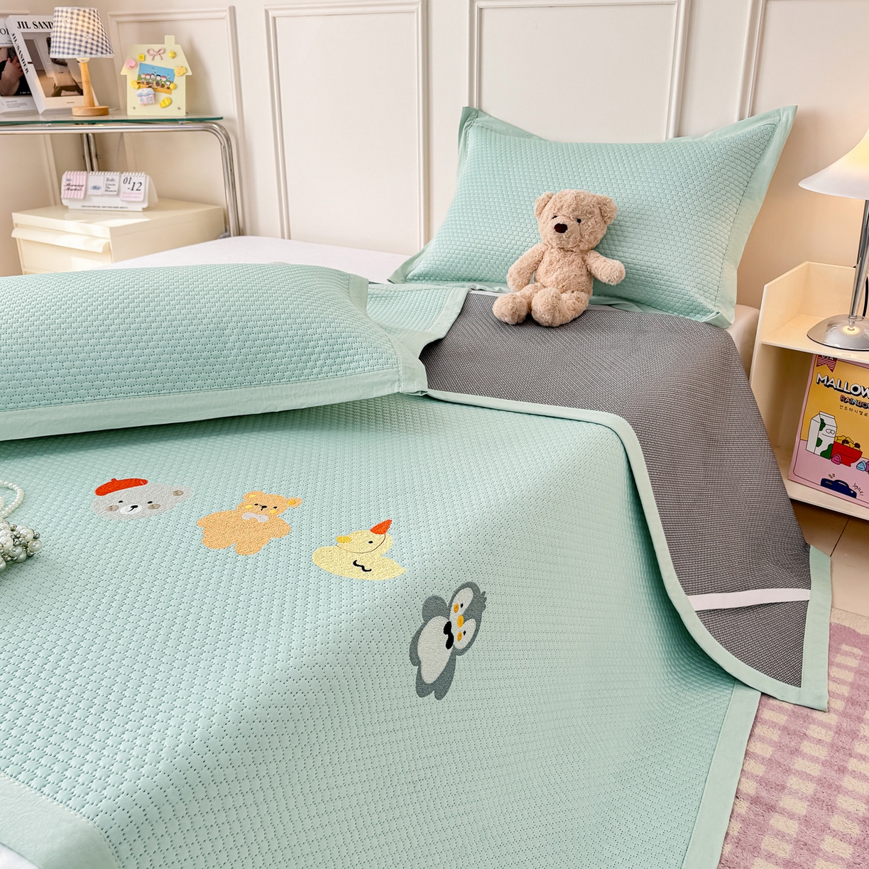 91家纺网 家纺一手货源 找家纺 大元 2026新款凉感冰豆豆印加绣凉席 排排站