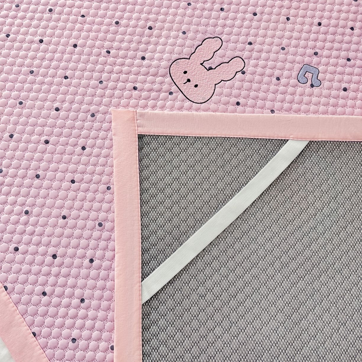 91家纺网 家纺一手货源 找家纺 大元 2026新款凉感冰豆豆印加绣凉席 动感聚会