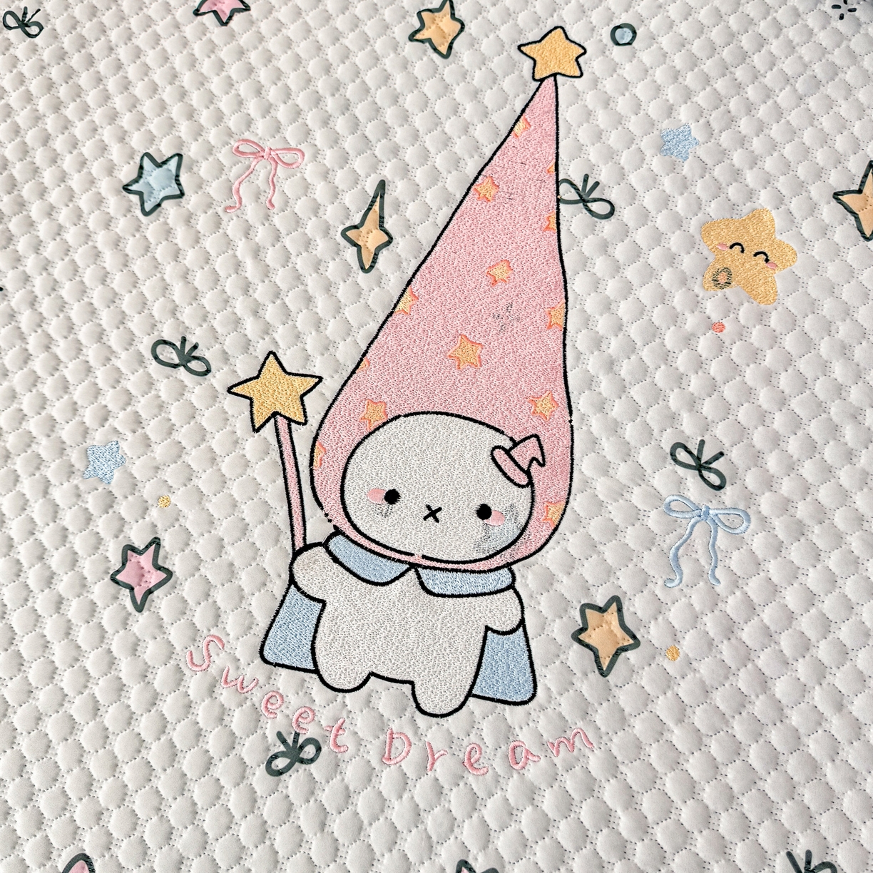 91家纺网 家纺一手货源 找家纺 大元 2026新款凉感冰豆豆印加绣凉席 星辰仙子