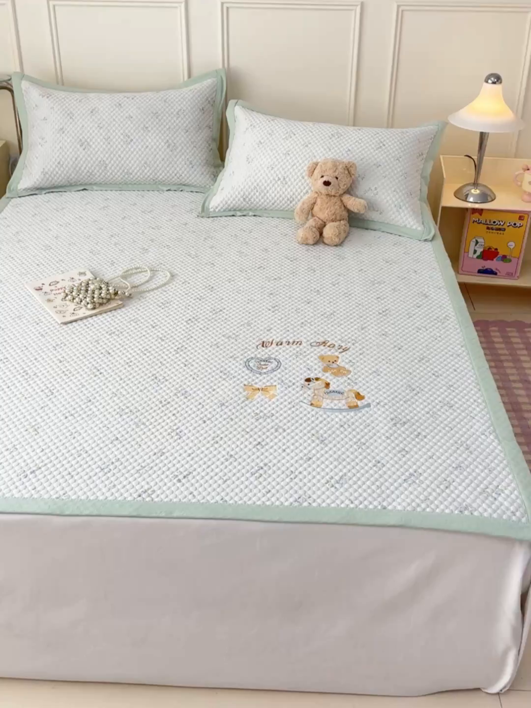 91家纺网 家纺一手货源 找家纺 大元 2026新款凉感冰豆豆印加绣凉席 回忆童话