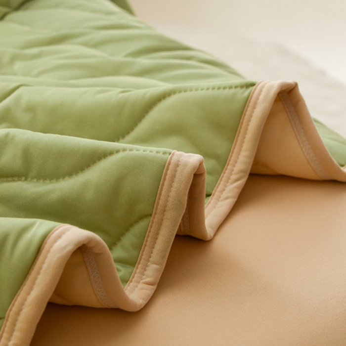 91家纺网 家纺一手货源 找家纺 珍贝家纺 2026新款亲肤舒适恬梦针织棉夏被夏凉被空调被被子被芯 卡其绿