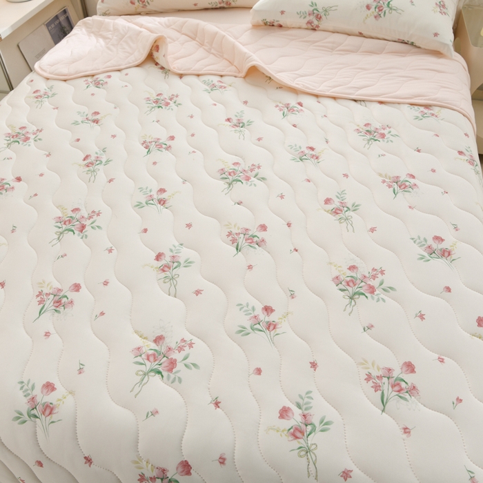 91家纺网 家纺一手货源 找家纺 珍贝家纺 2026新款亲肤舒适恬梦针织棉夏被夏凉被空调被被子被芯 浪漫玫瑰