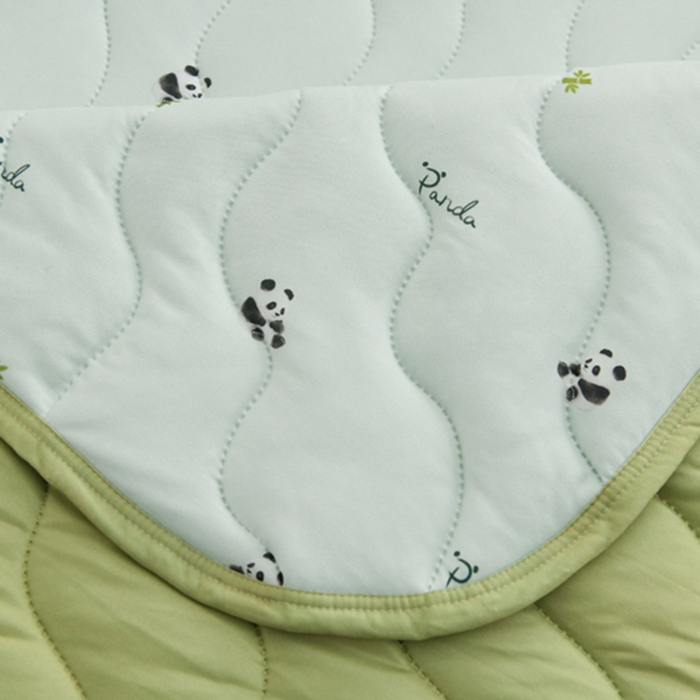 91家纺网 家纺一手货源 找家纺 珍贝家纺 2026新款亲肤舒适恬梦针织棉夏被夏凉被空调被被子被芯 熊猫宝宝