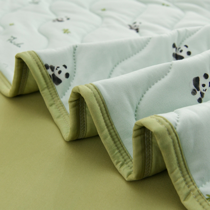 91家纺网 家纺一手货源 找家纺 珍贝家纺 2026新款亲肤舒适恬梦针织棉夏被夏凉被空调被被子被芯 熊猫宝宝