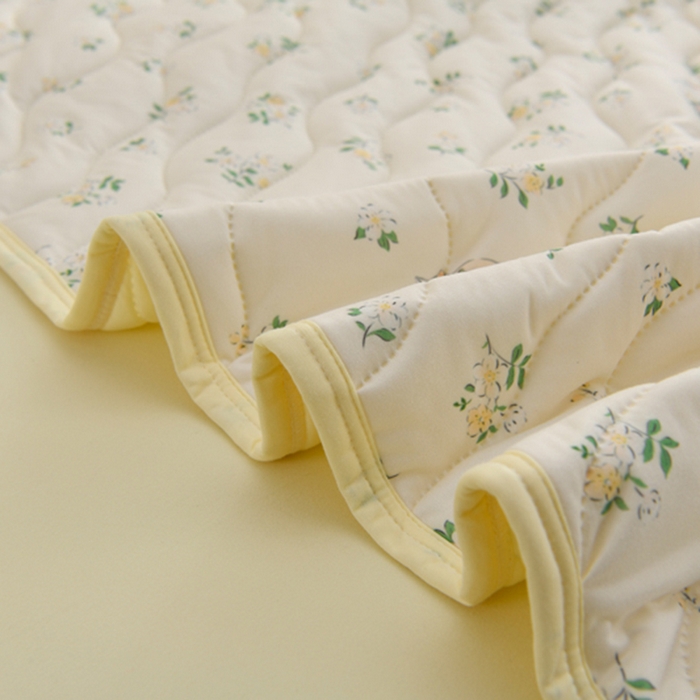 91家纺网 家纺一手货源 找家纺 珍贝家纺 2026新款亲肤舒适恬梦针织棉夏被夏凉被空调被被子被芯 寻觅花香