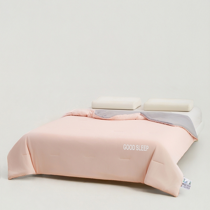 91家纺网 家纺一手货源 找家纺 晚舒庭家纺 2026新款凉感丝深睡眠夏被空调被夏凉被薄被子被芯某朵同款 柔云粉