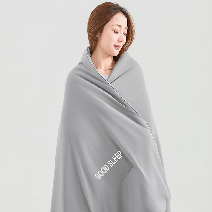 91家纺网 家纺一手货源 找家纺 晚舒庭家纺 2026新款凉感丝深睡眠夏被空调被夏凉被薄被子被芯某朵同款 灰色