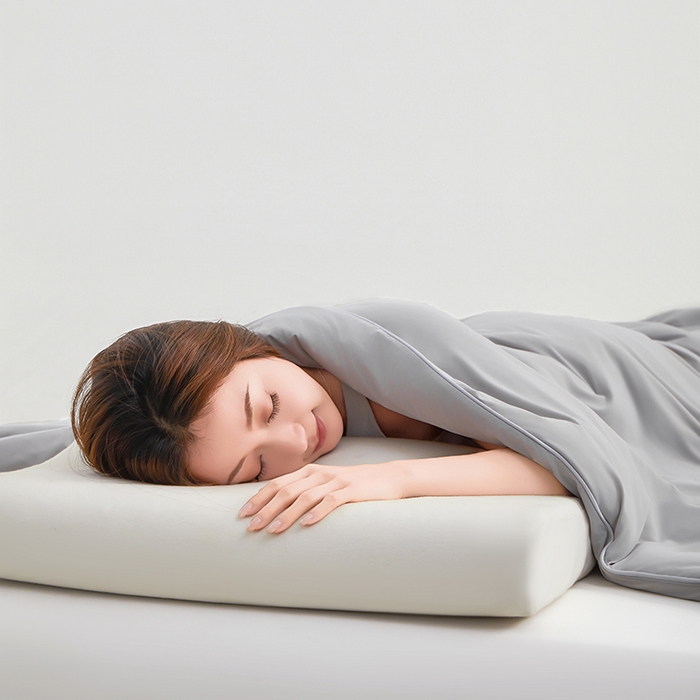 91家纺网 家纺一手货源 找家纺 晚舒庭家纺 2026新款凉感丝深睡眠夏被空调被夏凉被薄被子被芯某朵同款 灰色