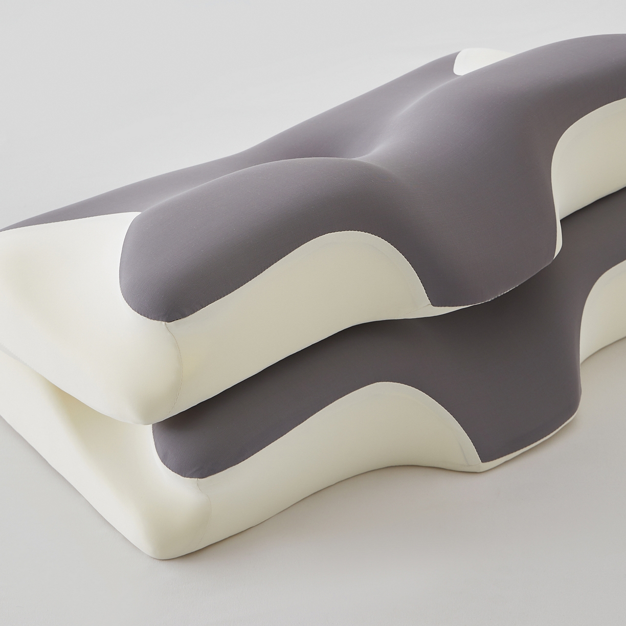 91家纺网 家纺一手货源 找家纺 土多多枕芯 2026新款牛角枕 灰色