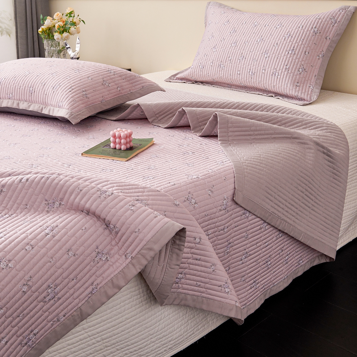 91家纺网 家纺一手货源 找家纺 （总）金艾草 2026春夏新款莫代尔天丝水洗床盖有同款夏被床盖单件