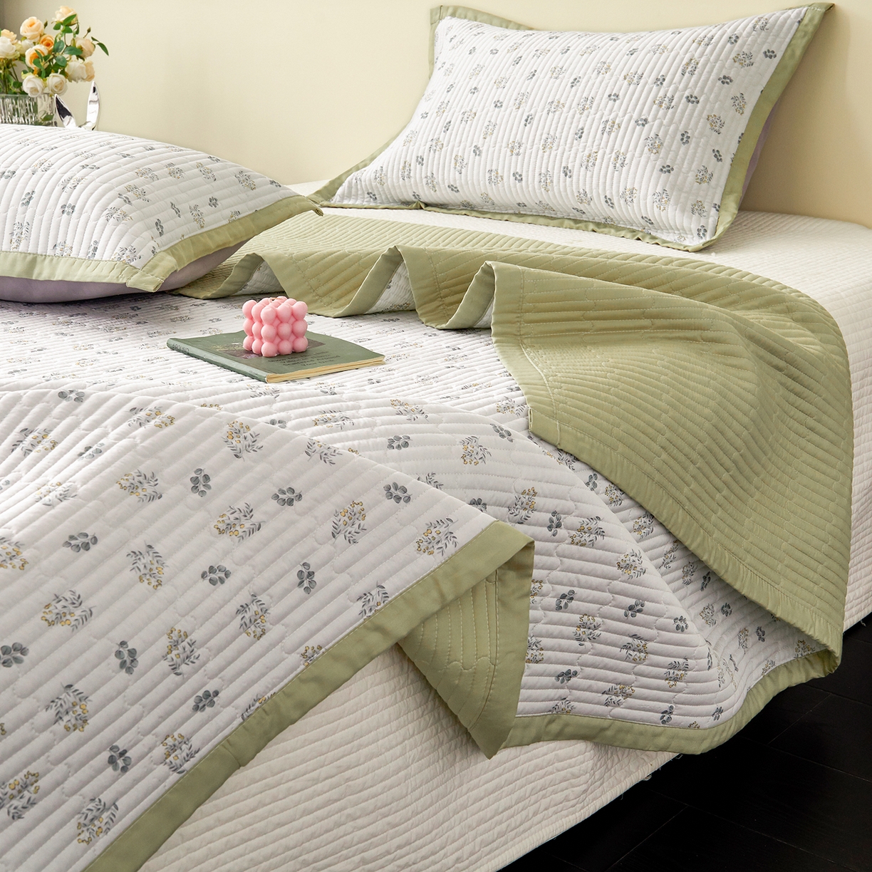 91家纺网 家纺一手货源 找家纺 （总）金艾草 2026春夏新款莫代尔天丝水洗床盖有同款夏被床盖单件