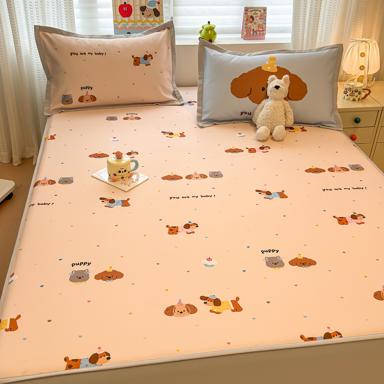 91家纺网 家纺一手货源 找家纺 懒猫家纺 2026新款卡通凉感冰丝床笠款凉席 床笠席-彩豆汪汪队