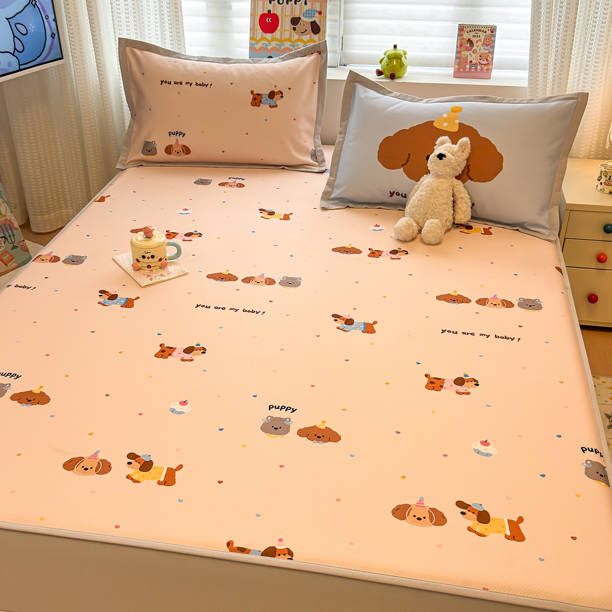 91家纺网 家纺一手货源 找家纺 懒猫家纺 2026新款卡通凉感冰丝床笠款凉席 床笠席-彩豆汪汪队