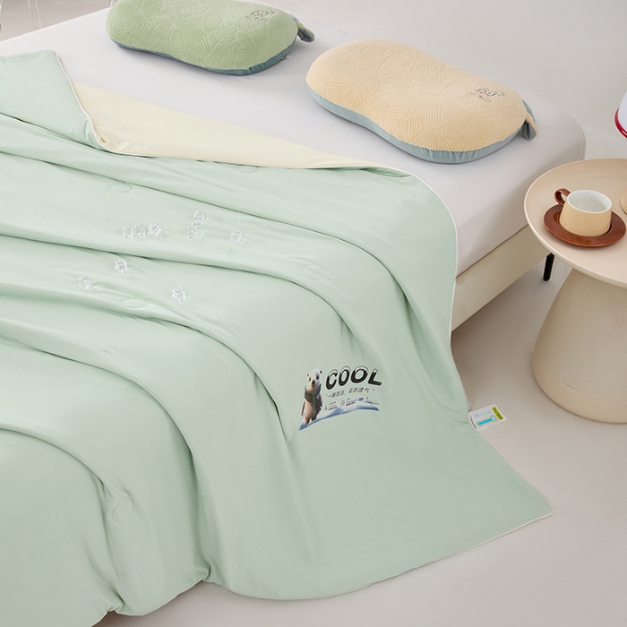 91家纺网 家纺一手货源 找家纺 VIP被业 2026新款A类双面凉感丝西瓜夏凉被单人双人空调被 果绿深绿