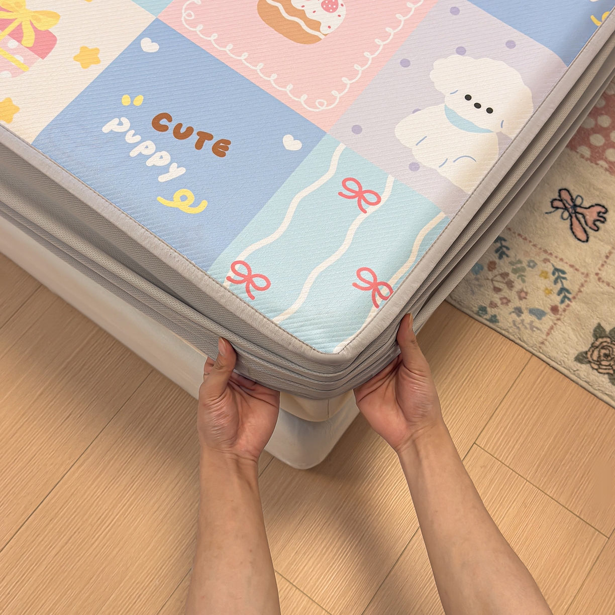 91家纺网 家纺一手货源 找家纺 懒猫家纺 2026新款卡通凉感冰丝床笠款凉席 床笠席-彩格萌宠