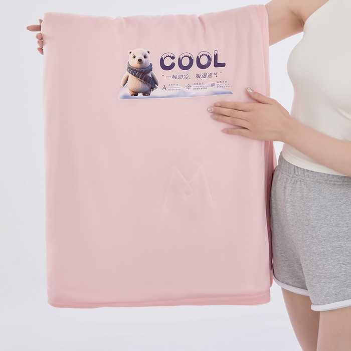 91家纺网 家纺一手货源 找家纺 VIP被业 2026新款A类双面凉感丝西瓜夏凉被单人双人空调被 浅藕粉