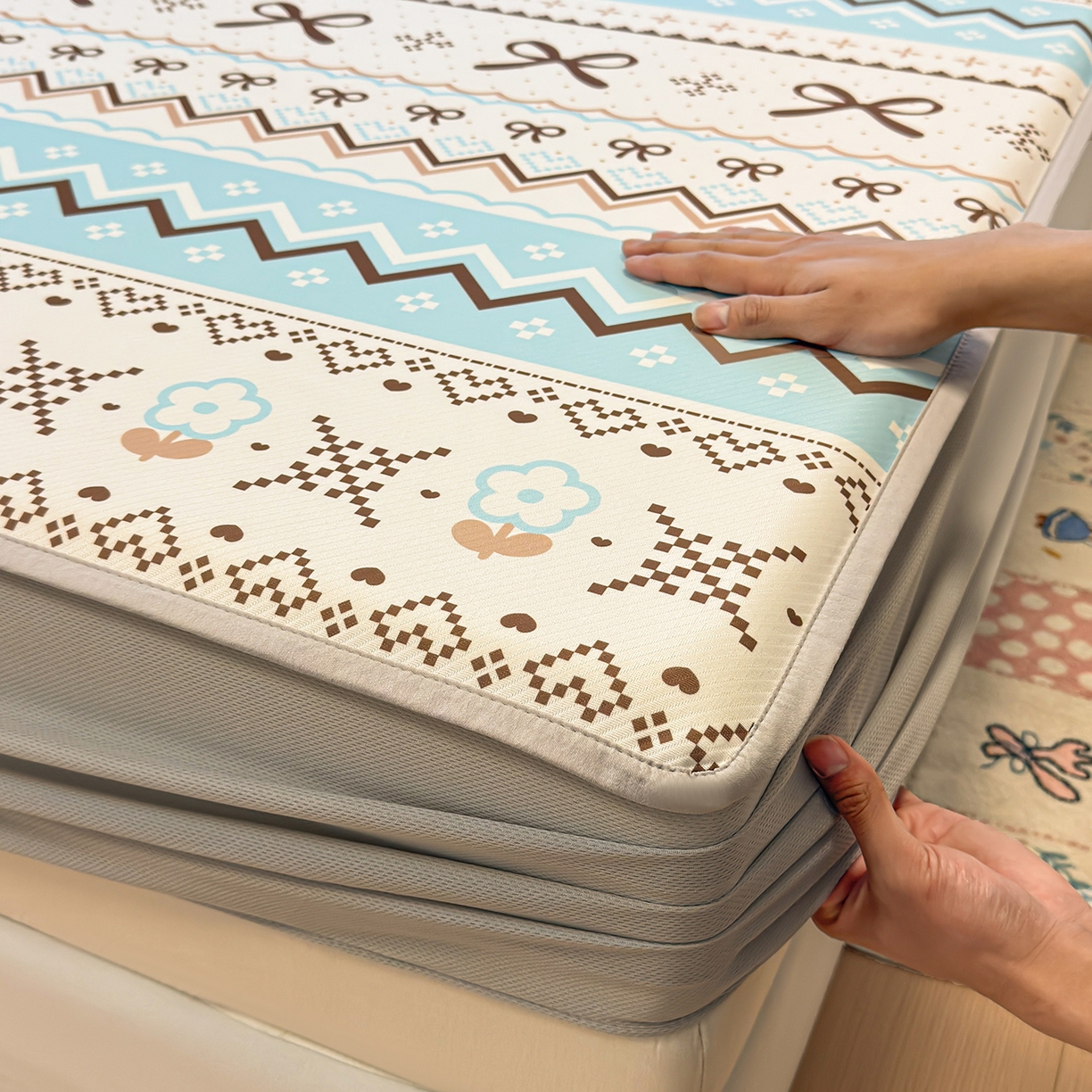 91家纺网 家纺一手货源 找家纺 懒猫家纺 2026新款卡通凉感冰丝床笠款凉席 床笠席-费尔岛