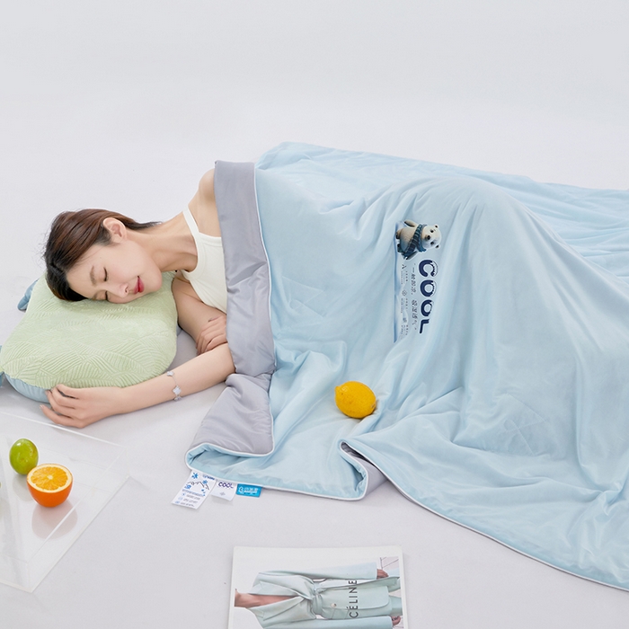 91家纺网 家纺一手货源 找家纺 VIP被业 2026新款A类双面凉感丝西瓜夏凉被单人双人空调被 西湖蓝