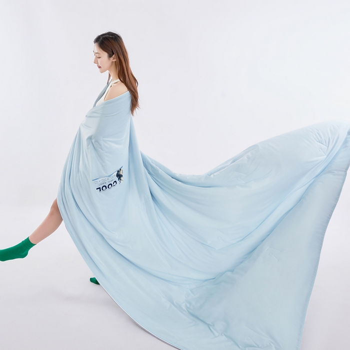 91家纺网 家纺一手货源 找家纺 VIP被业 2026新款A类双面凉感丝西瓜夏凉被单人双人空调被 西湖蓝