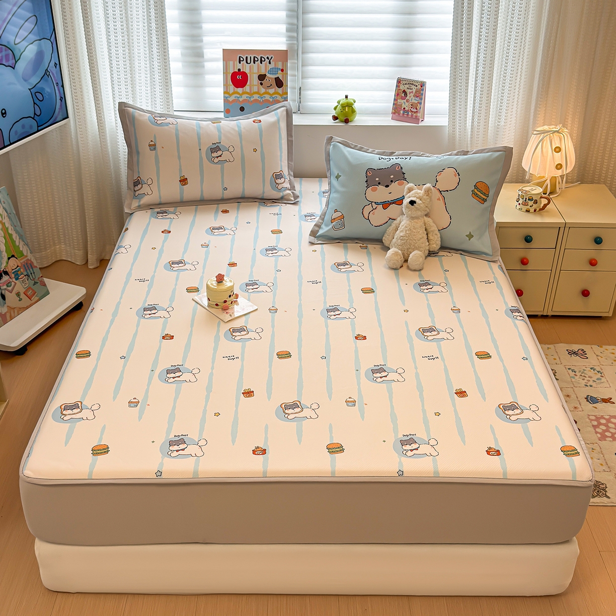 91家纺网 家纺一手货源 找家纺 懒猫家纺 2026新款卡通凉感冰丝床笠款凉席 床笠席-汉堡小狗