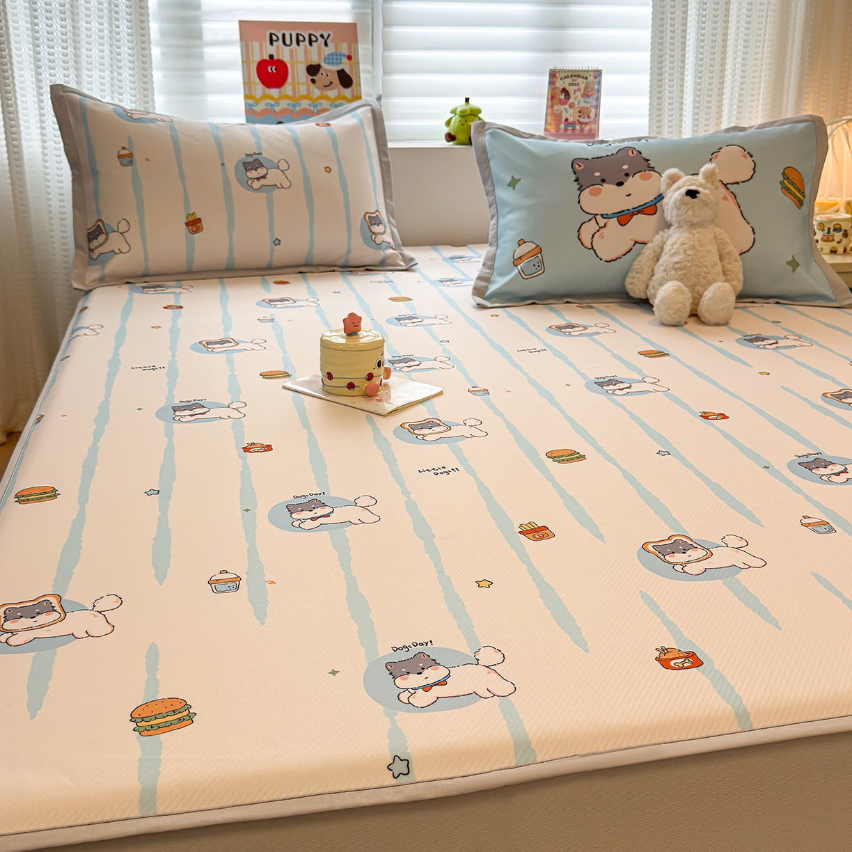 91家纺网 家纺一手货源 找家纺 懒猫家纺 2026新款卡通凉感冰丝床笠款凉席 床笠席-汉堡小狗