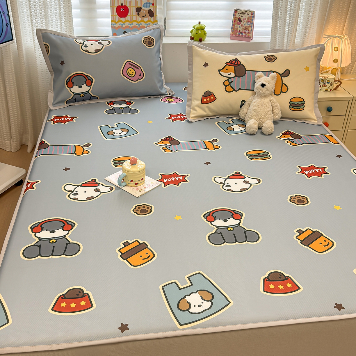 91家纺网 家纺一手货源 找家纺 懒猫家纺 2026新款卡通凉感冰丝床笠款凉席 床笠席-酷狗腊肠