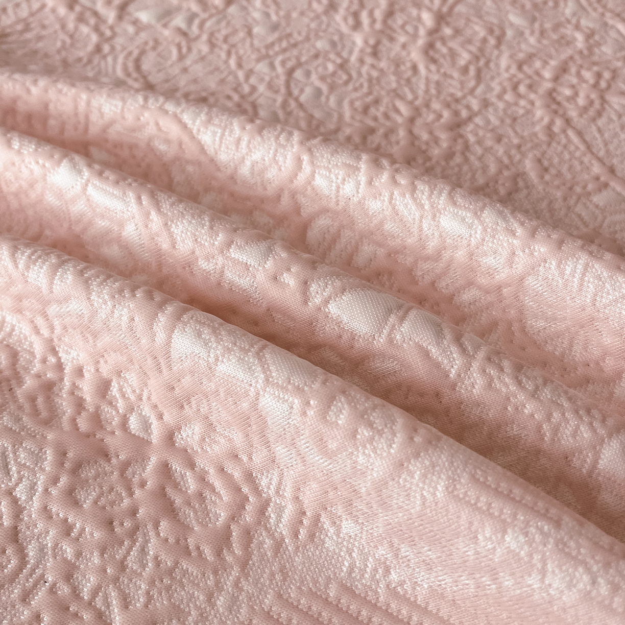 91家纺网 家纺一手货源 找家纺 （总）莱米家纺 2026新款蕾丝花系列冰豆豆床裙