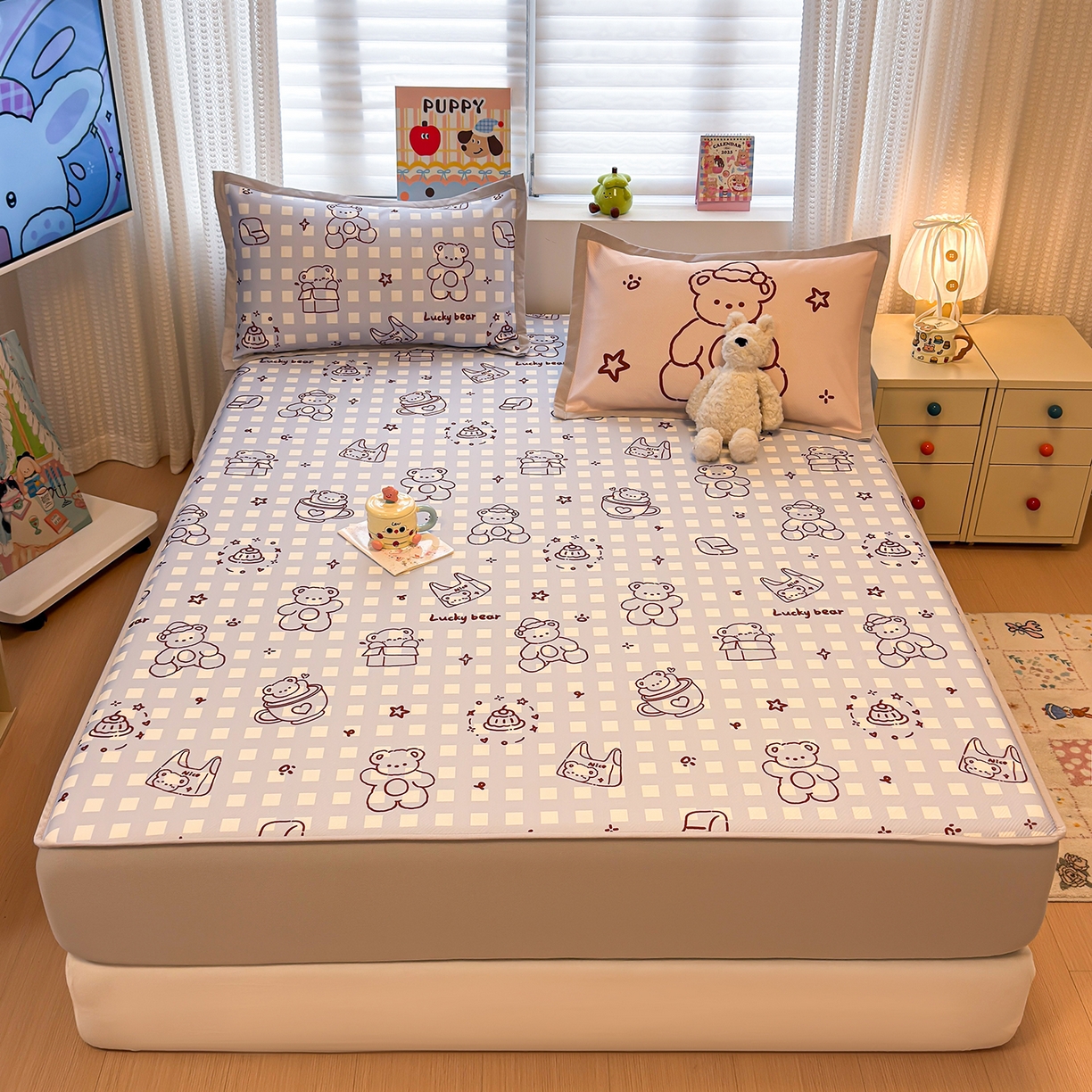 91家纺网 家纺一手货源 找家纺 懒猫家纺 2026新款卡通凉感冰丝床笠款凉席 床笠席-礼物小熊