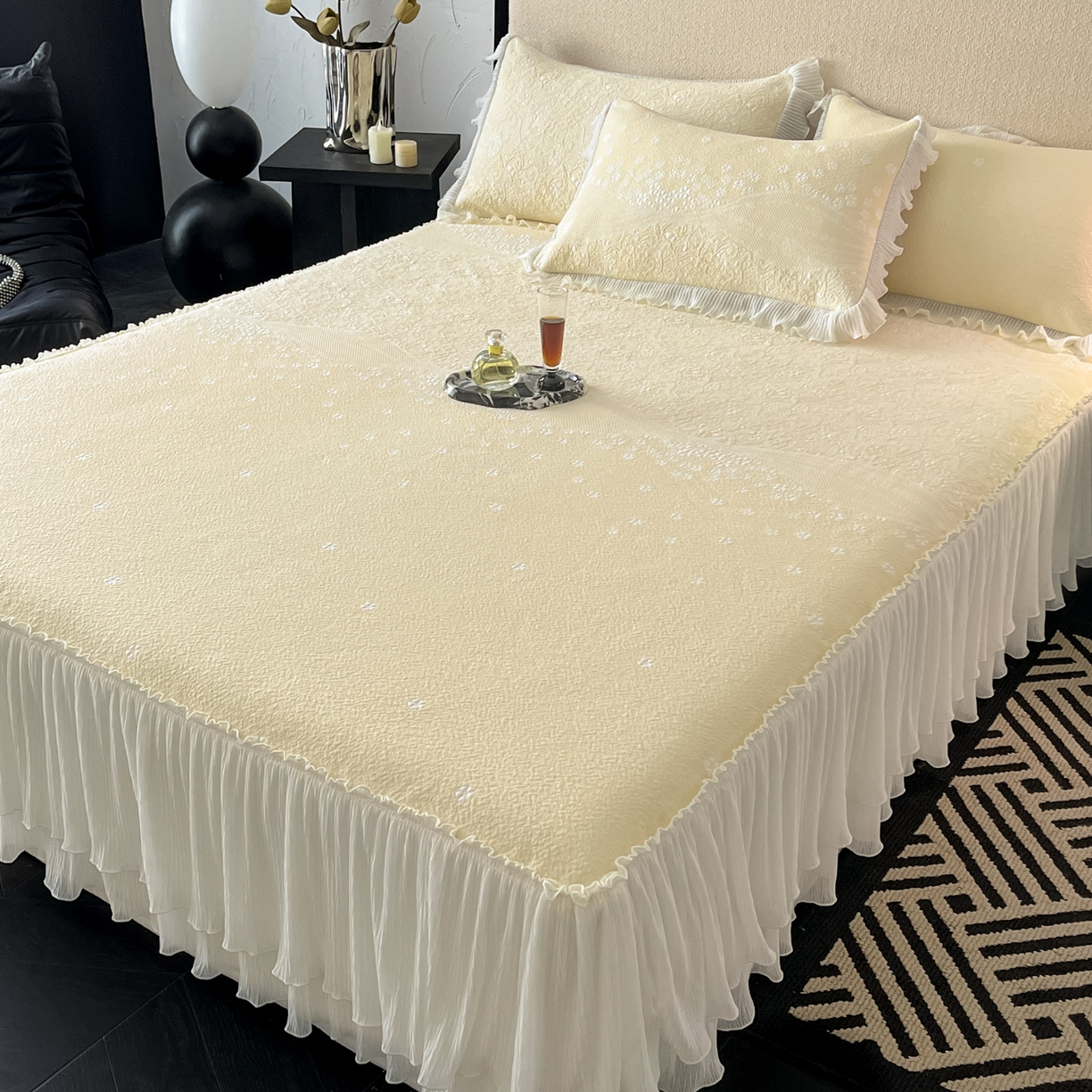 91家纺网 家纺一手货源 找家纺 （总）莱米家纺 2026新款蕾丝花系列冰豆豆床裙