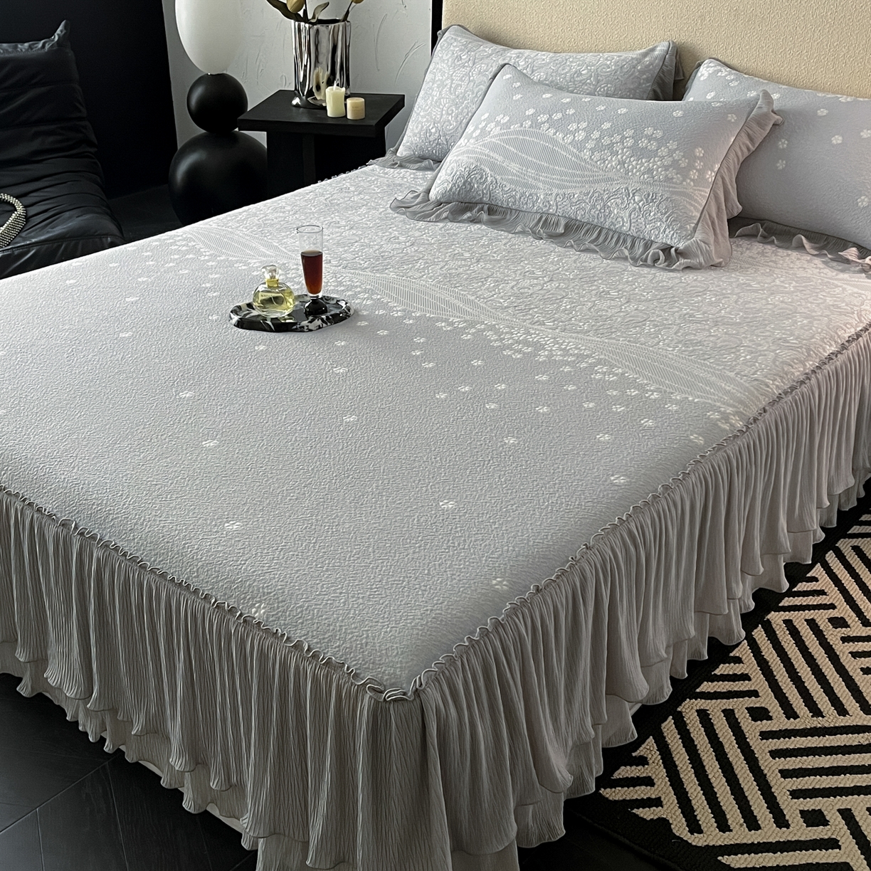 莱米家纺 2026新款蕾丝花系列冰豆豆床裙 花漾-灰