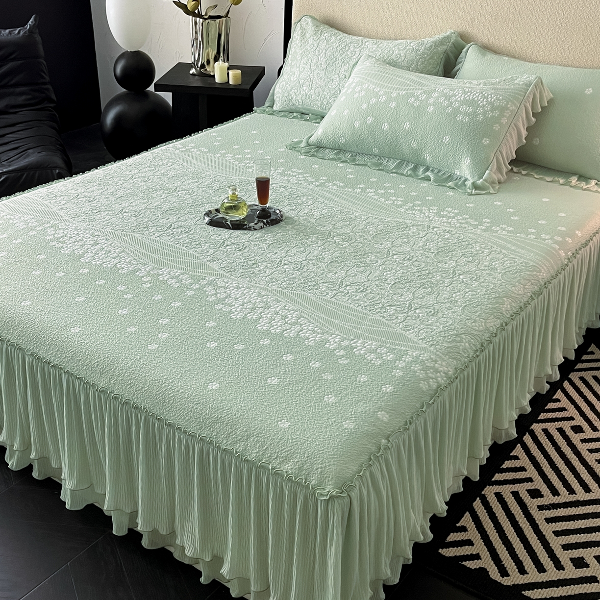 莱米家纺 2026新款蕾丝花系列冰豆豆床裙 花漾-绿