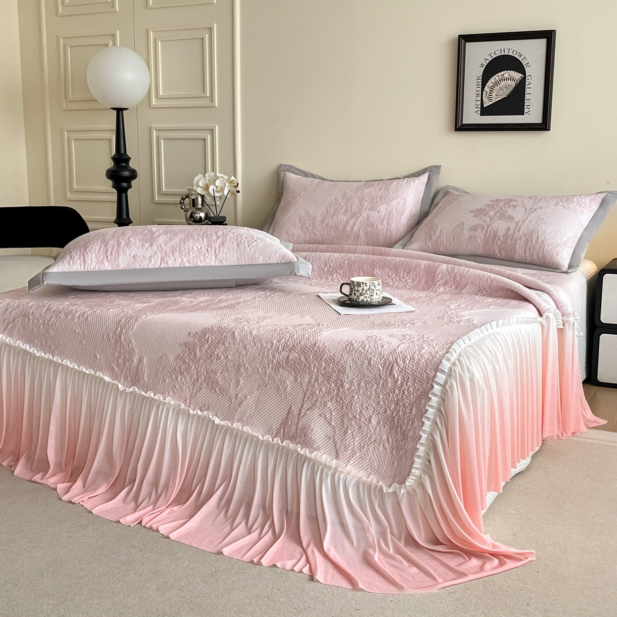 91家纺网 家纺一手货源 找家纺 （总）莱米家纺 2026新款PE凉感冰豆豆床裙水墨画系列