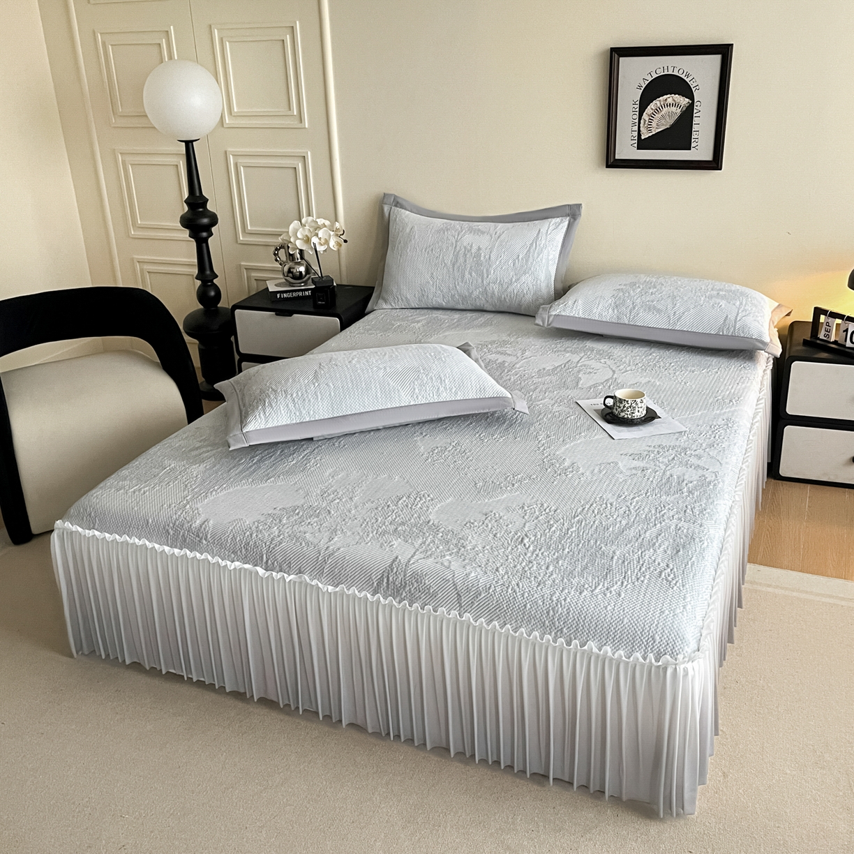 91家纺网 家纺一手货源 找家纺 （总）莱米家纺 2026新款PE凉感冰豆豆床裙水墨画系列