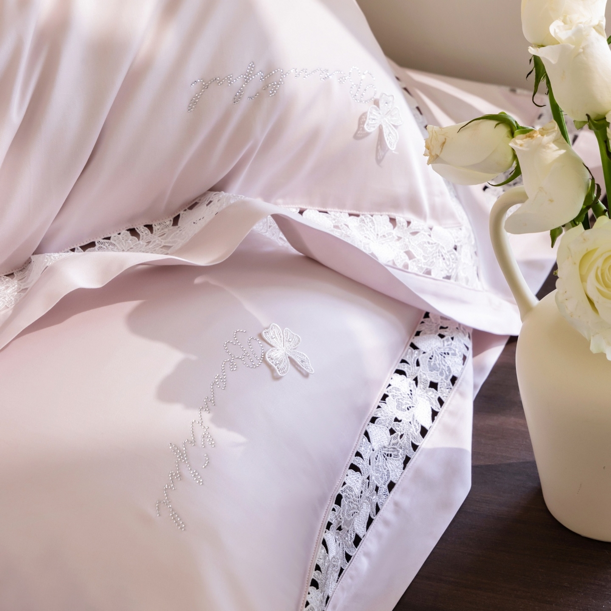 91家纺网 家纺一手货源 找家纺 （总）佳汐蓝家纺 2026新款50S天丝棉镂空水溶蕾丝花边四件套-娜瑞诗系列