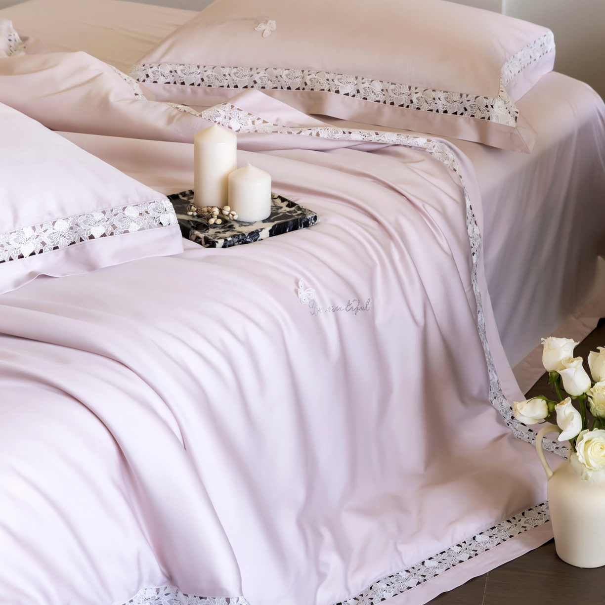 91家纺网 家纺一手货源 找家纺 （总）佳汐蓝家纺 2026新款50S天丝棉镂空水溶蕾丝花边四件套-娜瑞诗系列